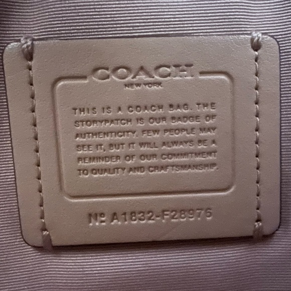 EUC Coach satchel bag and wristlet set…Soft Pink. Great bag. - Picture 10 of 14